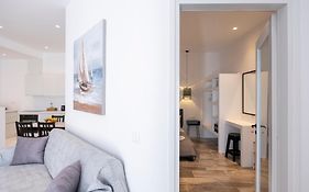 Ela Suites